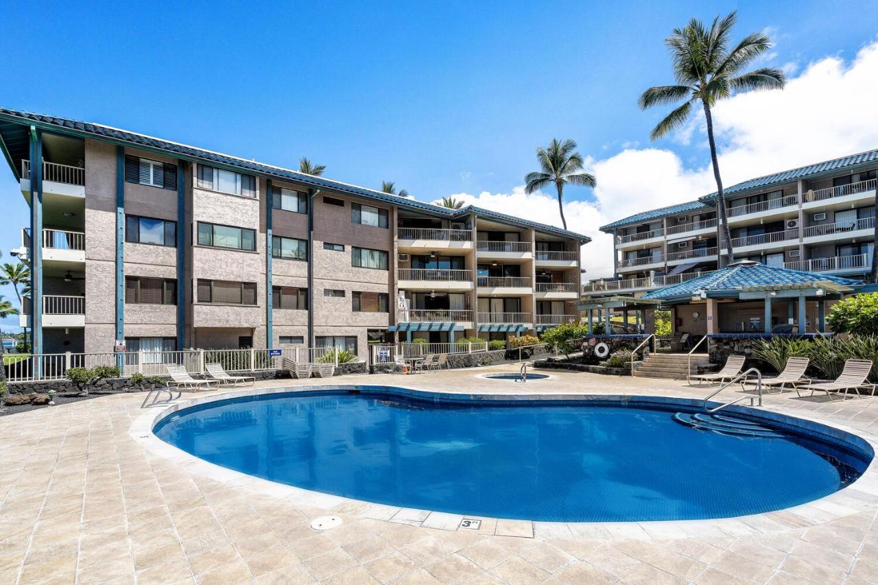 Ocean Hale Kailua-Kona Exterior photo